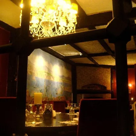 Manici Kasri Szálloda 3*