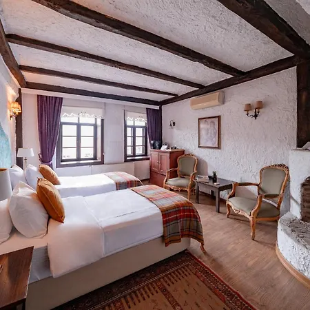 Manici Kasri Hotel Küçükkuyu