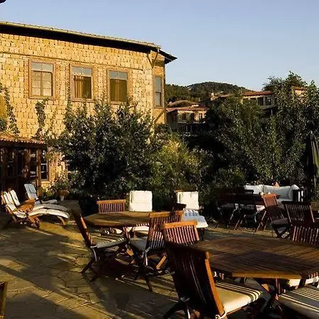 Manici Kasri Hotel 3*