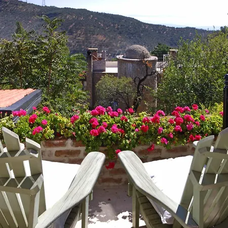 Manici Kasri Hotel 3*