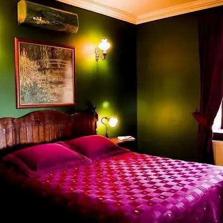 Manici Kasri Hotel 3*